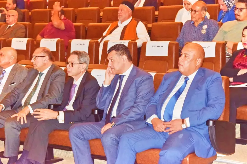أيمن العشري يشيد بأهمية اجتماع وزير التموين بالغرف التجارية للحفاظ على استقرار السوق