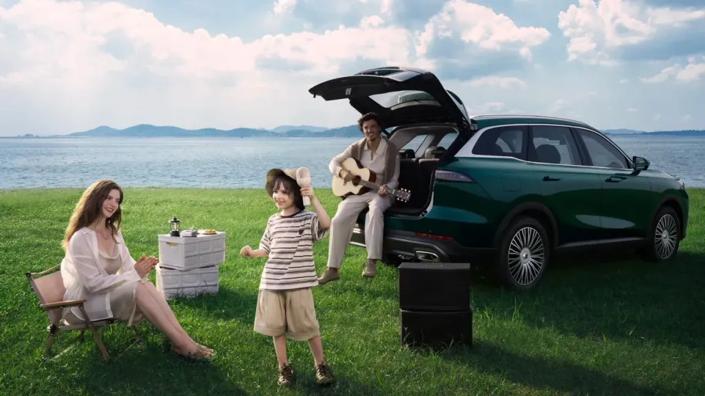 فسيحة في كل صف وهادئة في كل رحلة: TIGGO9 CSH تخلق مساحة متنقلة راقية